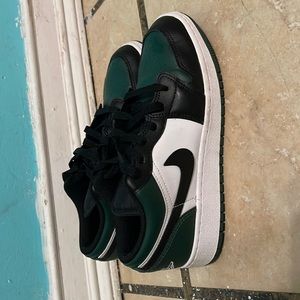 Air Jordan 1 Low 'Green Toe'